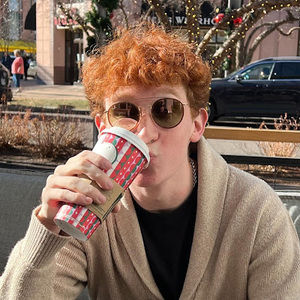 Meet your Posher, Logan